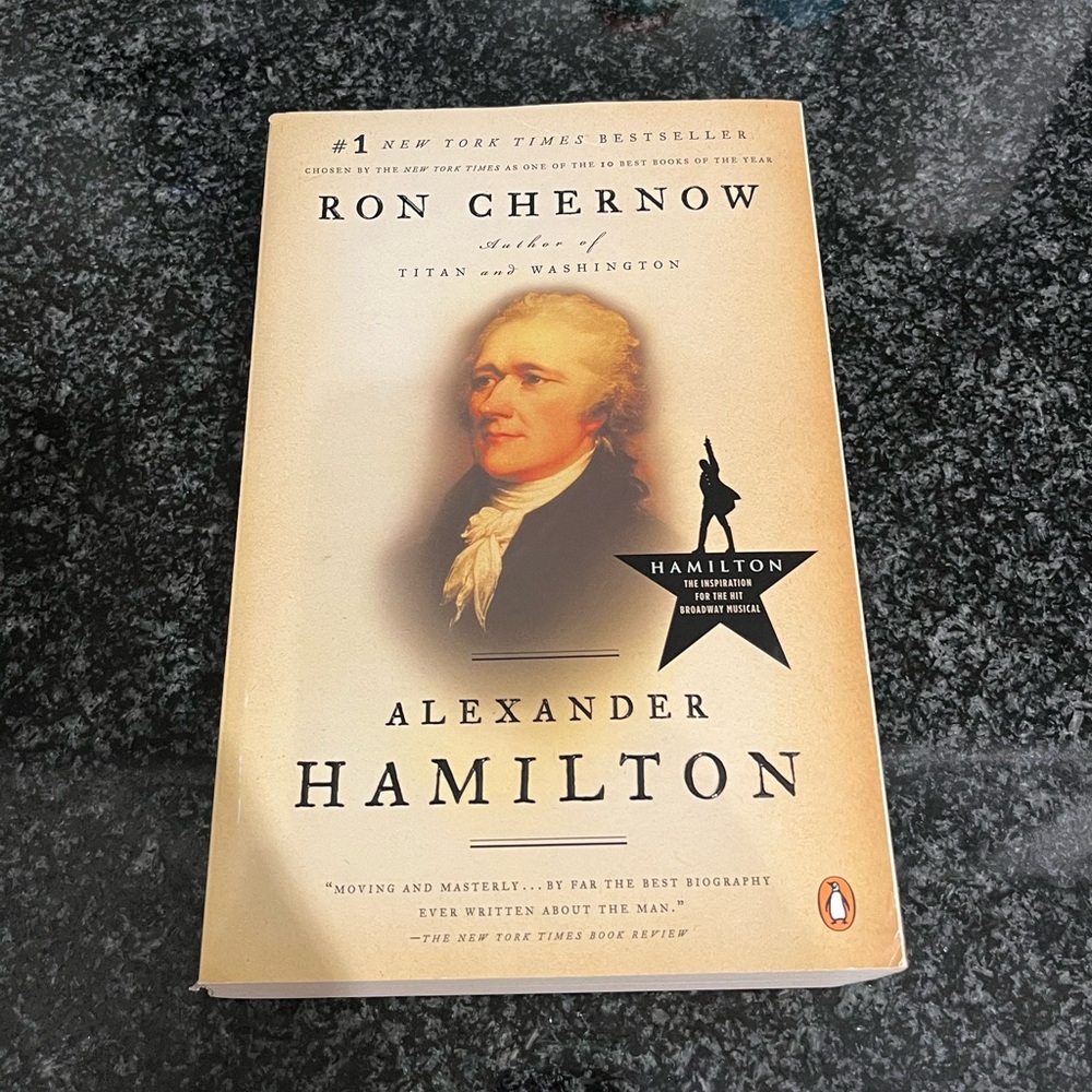 Alexander Hamilton by Ron Chernow Paperback